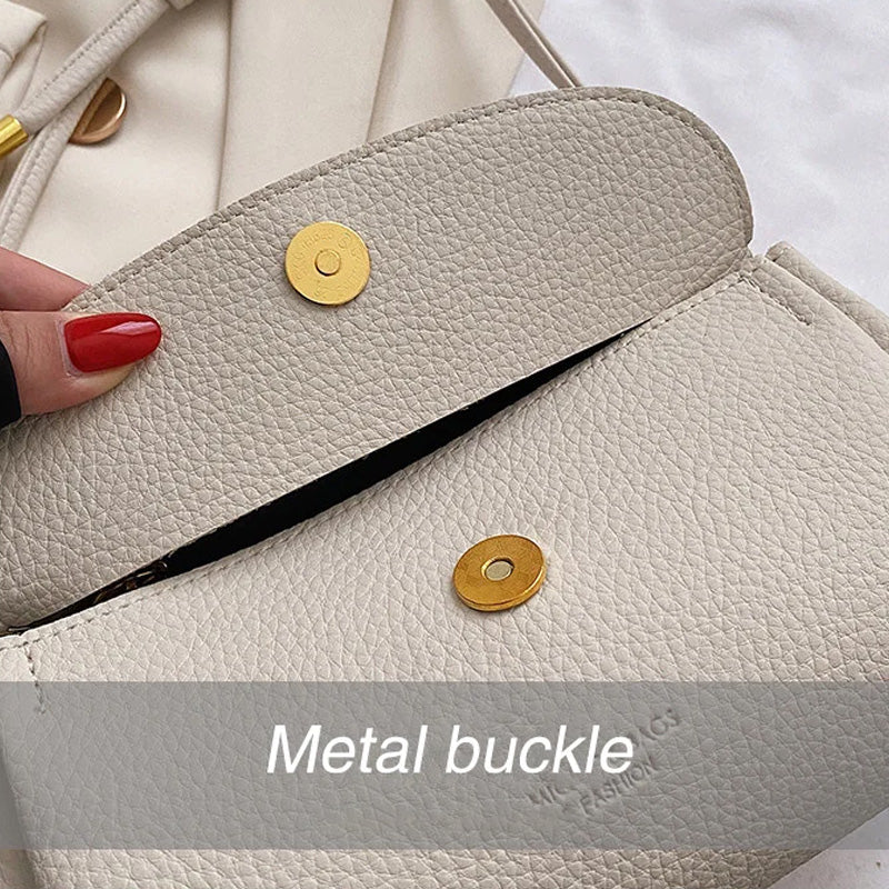 👜Women's High end Fashion Crossbody Bag with Elephant Pendant