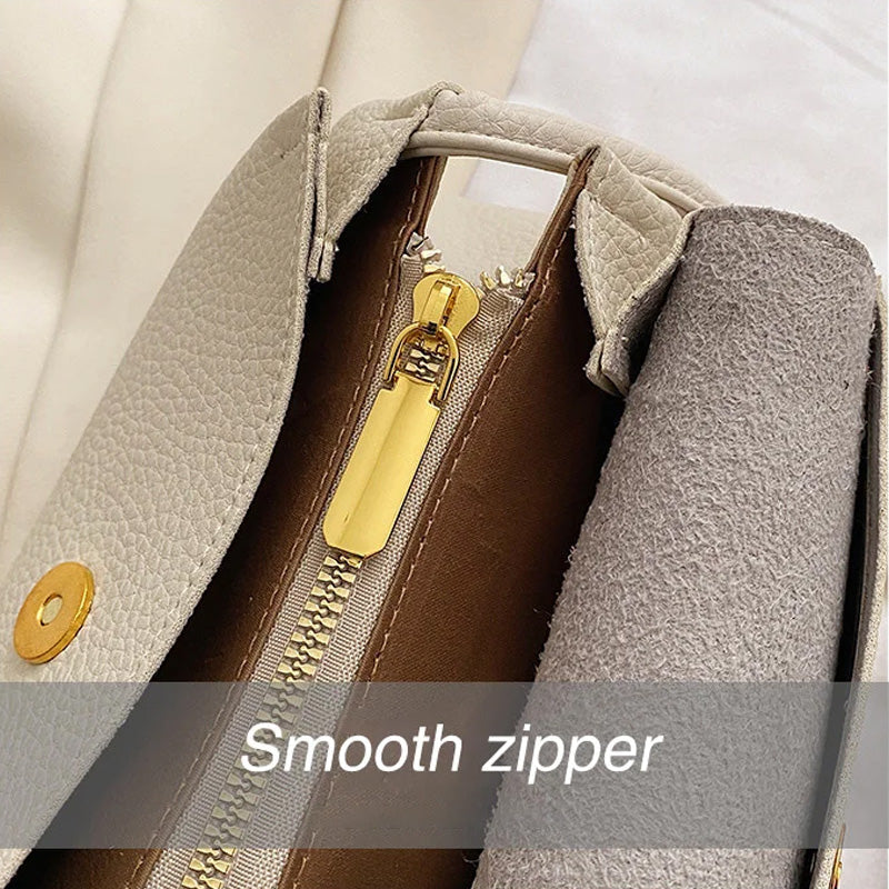 👜Women's High end Fashion Crossbody Bag with Elephant Pendant