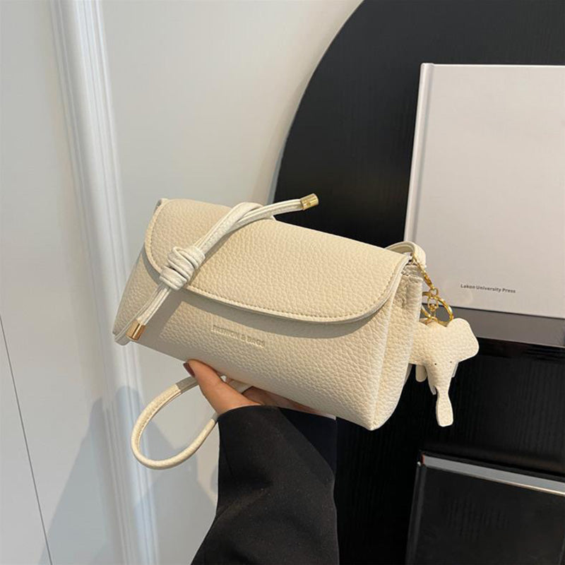 👜Women's High end Fashion Crossbody Bag with Elephant Pendant
