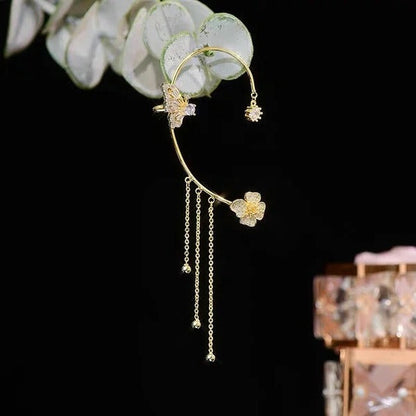 💕Valentine's Day Special – 50% discount💕Simple ear clips with butterfly and flower motifs & tassels – elegant & comfortable, no piercing required 🌸🦋