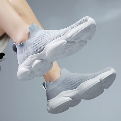 Men's and Women's Soft-sole Breathable Mesh Sneakers