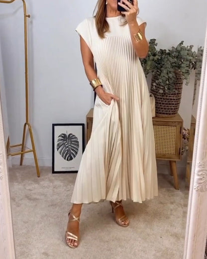 Sleeveless Pleated Simple Solid Color Dress