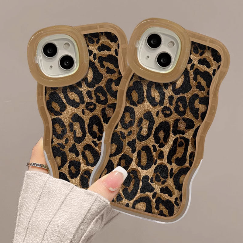 Retro Leopard Print Portable Phone Case Set with Invisible Dual Stands