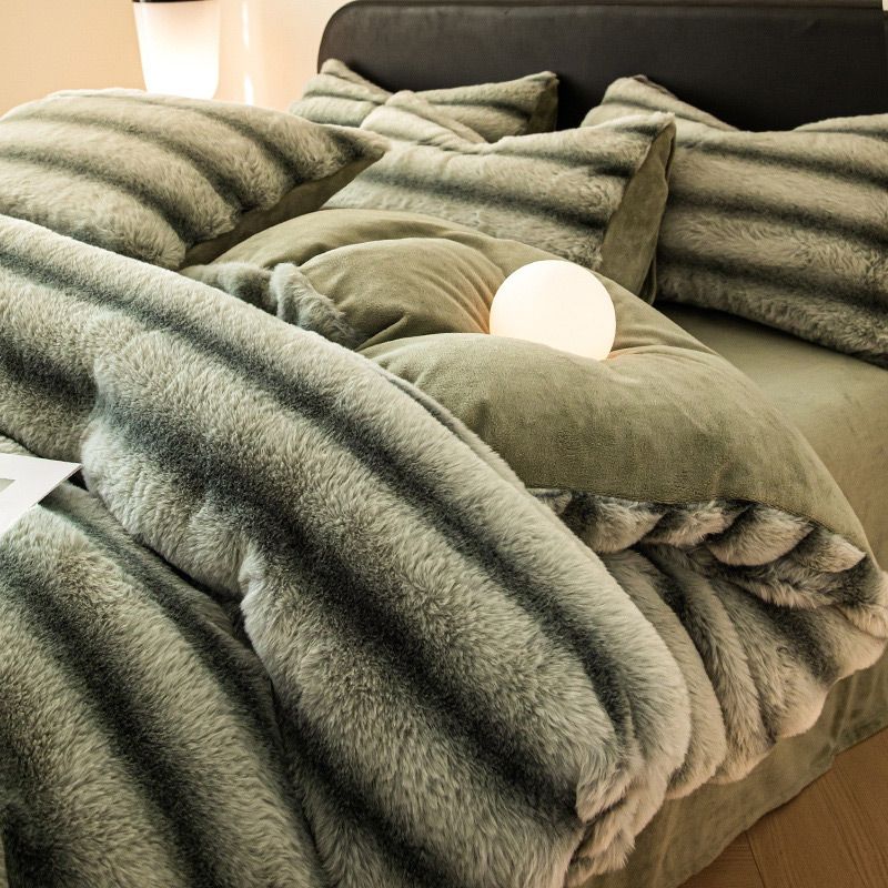 🔥HOT SALE🔥Thick Fluffy Thermal Throw Blanket Quilt Cover